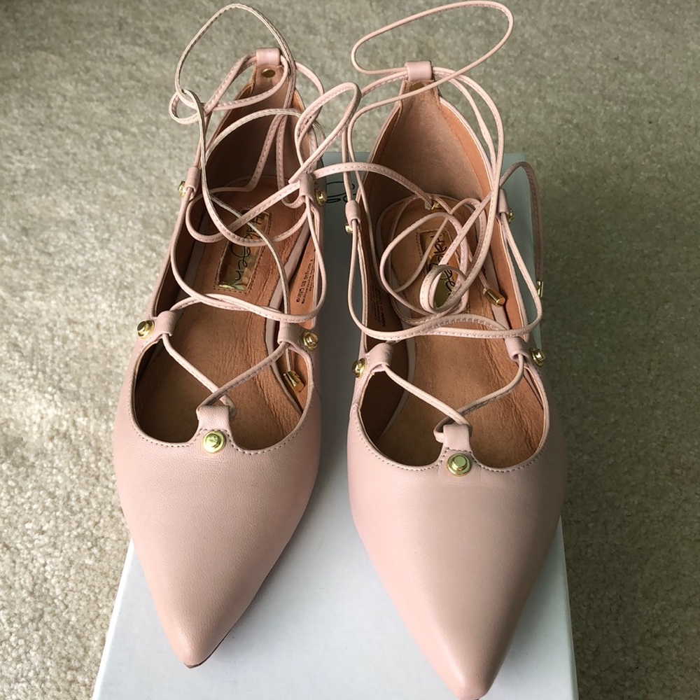 Halogen Owen-LEA Pointy Toe Blush Nappa color